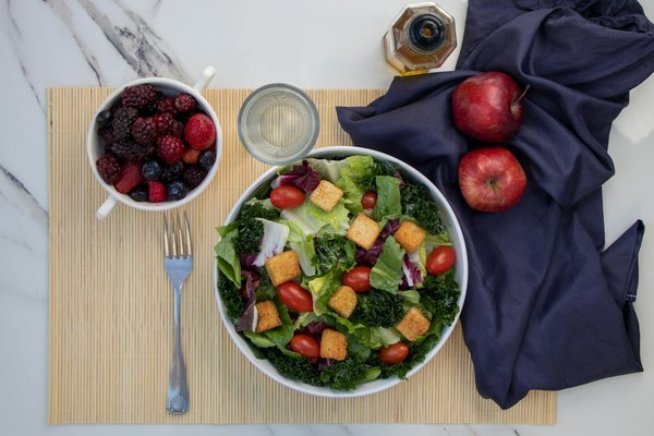 Comment certains médicaments influencent la santé bucco-dentaire des personnes âgées : un éclairage essentiel